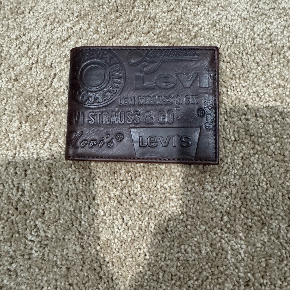 Levi's Brown Key Card Holder Minimalist Design